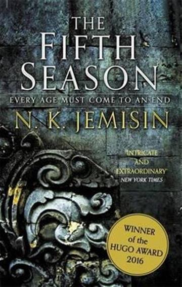 Knjiga The Fifth Season autora N. K. Jemisin izdana 2016 kao meki uvez dostupna u Knjižari Znanje.