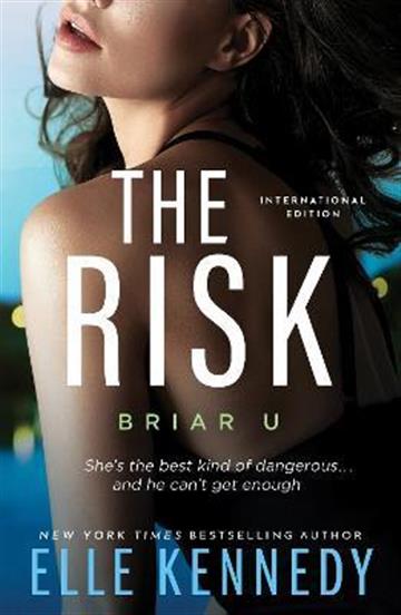 Knjiga Risk autora Elle Kennedy izdana 2022 kao meki uvez dostupna u Knjižari Znanje.