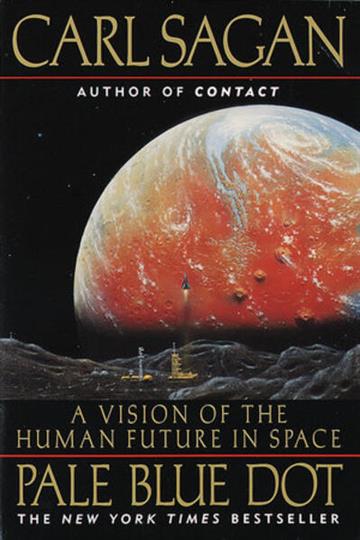 Knjiga Pale Blue Dot autora Carl Sagan izdana 1997 kao meki uvez dostupna u Knjižari Znanje.