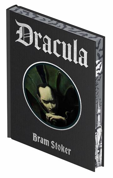 Knjiga Dracula autora Bram Stoker izdana 2025 kao meki uvez dostupna u Knjižari Znanje.
