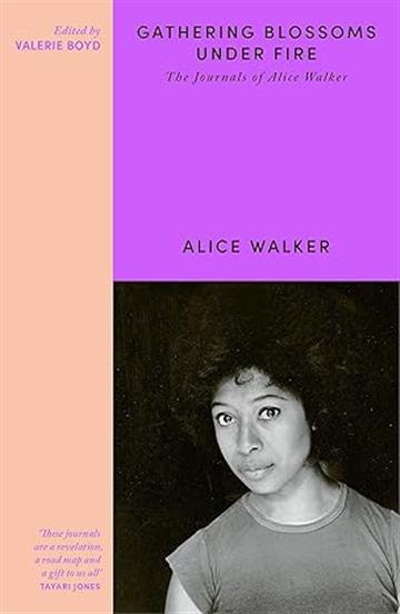 Knjiga Gathering Blossoms Under Fire autora Alice Walker izdana 2025 kao meki uvez dostupna u Knjižari Znanje.