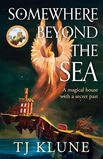 Knjiga Somewhere Beyond the Sea autora TJ Klune izdana 2025 kao meki uvez dostupna u Knjižari Znanje.