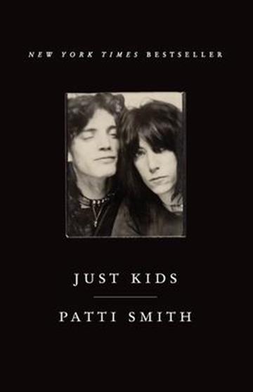 Knjiga Just Kids autora Patti Smith izdana 2010 kao meki uvez dostupna u Knjižari Znanje.