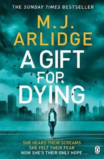 Knjiga Gift for Dying autora M. J. Arlidge izdana 2019 kao meki uvez dostupna u Knjižari Znanje.