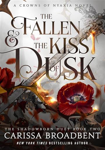 Knjiga Fallen and the Kiss of Dusk autora Carissa Broadbent izdana 2025 kao meki uvez dostupna u Knjižari Znanje.