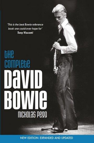 Knjiga Complete David Bowie autora Nicholas Pegg izdana 2016 kao meki uvez dostupna u Knjižari Znanje.