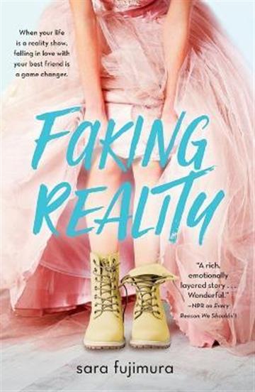 Knjiga Faking Reality autora Sara Fujimura izdana 2022 kao meki uvezi dostupna u Knjižari Znanje.