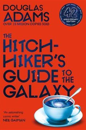 Knjiga Hitchhiker's Guide to the Galaxy autora Douglas Adams izdana 2020 kao meki uvez dostupna u Knjižari Znanje.