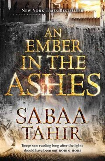 Knjiga Ember in Ashes autora Sabaa Tahir izdana 2017 kao meki uvez dostupna u Knjižari Znanje.