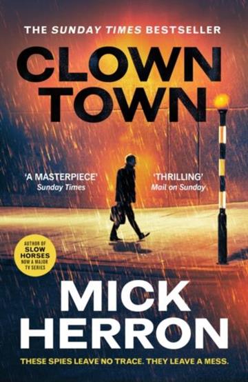 Knjiga Clown Town autora Mick Herron izdana 2026 kao meki uvez dostupna u Knjižari Znanje.