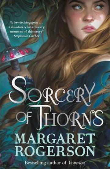 Knjiga Sorcery of Thorns autora Margaret Rogerson izdana 2022 kao meki uvez dostupna u Knjižari Znanje.
