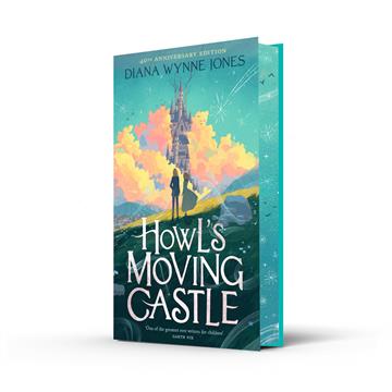 Knjiga Howl's Moving Castle, 40th Ann. Deluxe Ed. autora Diana Wynne Jones izdana 2025 kao tvrdi uvez dostupna u Knjižari Znanje.